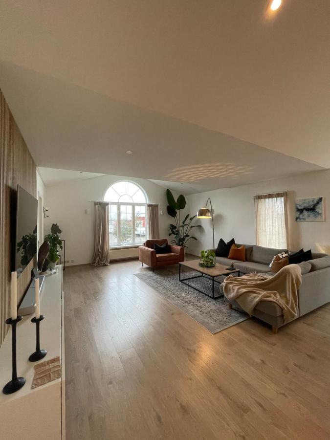 4-Bedroom Villa With Private Gym And Hot-Tub Reiquiavique Exterior foto